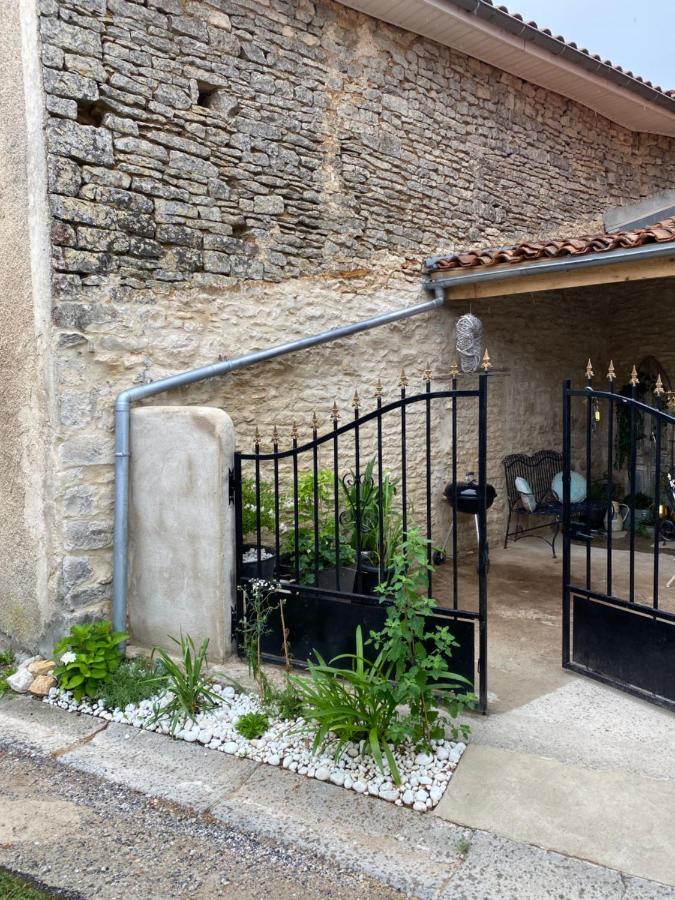 La Cour Blanche Villa Verteuil-sur-Charente Kültér fotó
